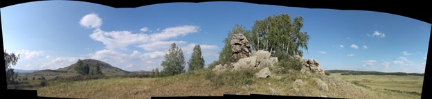 6.panorama_s_uchalinskim_sfinksom_na_fone_tryoh_gor(a.b.levchenko).jpg